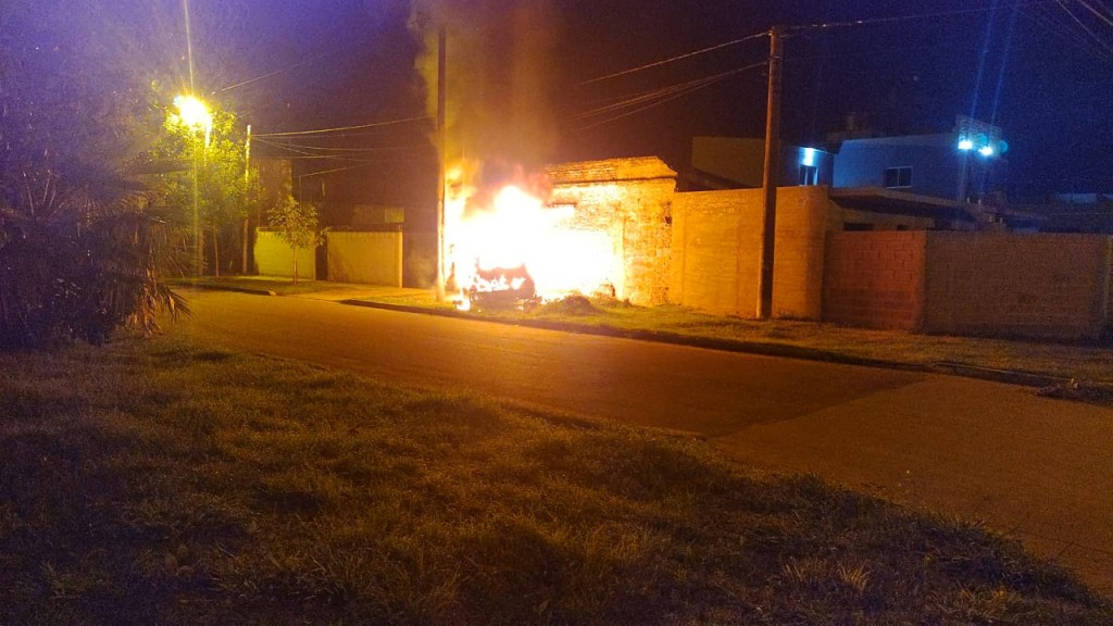 Incendio de un auto