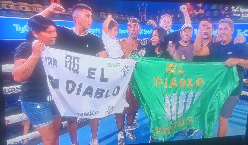 Boxeo: El ramallense Uncos venció al número uno del ranking argentino y se consagró campeón Fedelatin Supergallo AMB