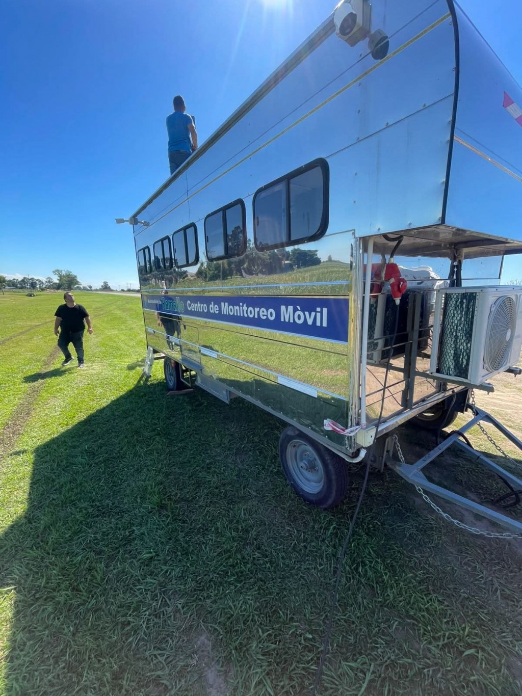 Refuerzan la vigilancia rural con un centro de monitoreo móvil en Ramallo
