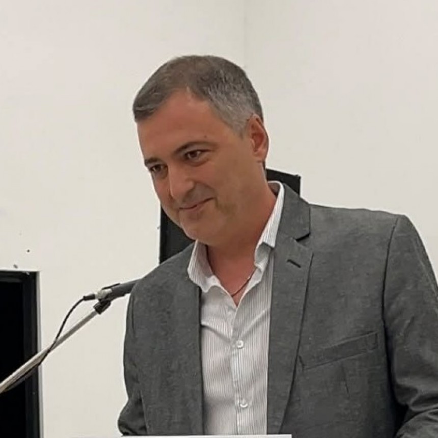 Iribarría: “No vamos a bajar la mano en forma automática, queremos votar a conciencia”