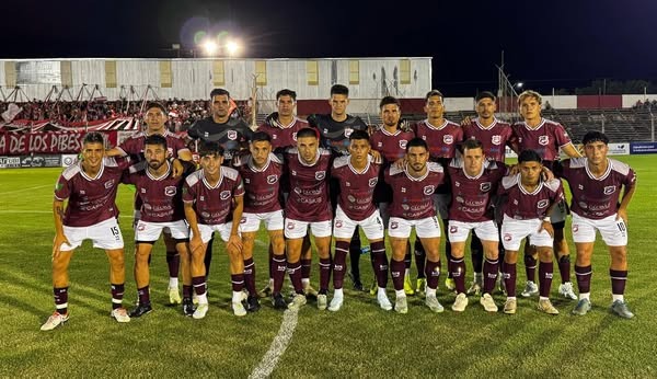 Torneo Federal A: Defensores se trajo un buen punto, debieron ser tres