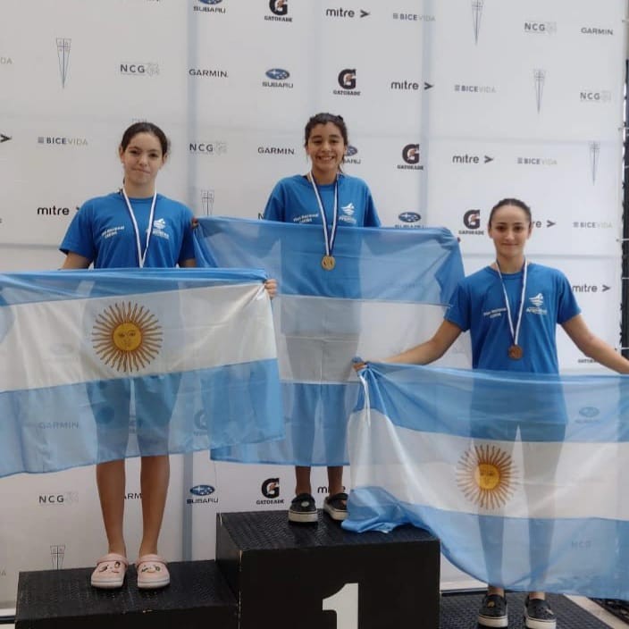 Natación: Muy buen desempeño de Pía Pasquali en Chile
