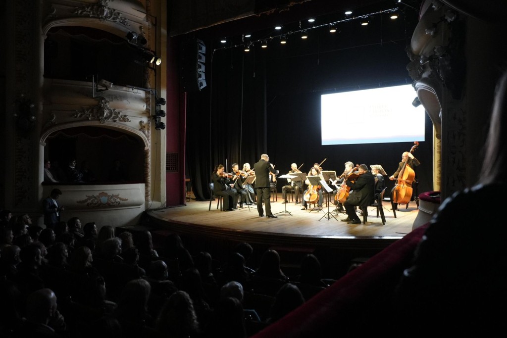M&uacute;sica y solidaridad: masiva convocatoria en el concierto ben&eacute;fico de Cultura Ternium
