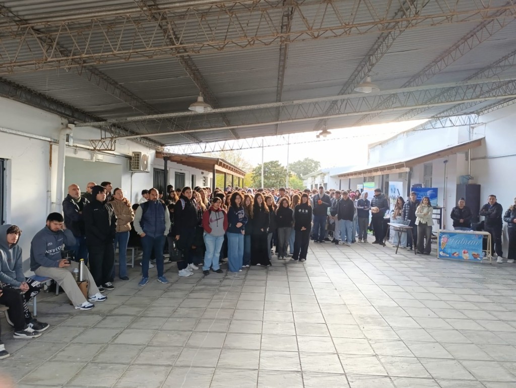Orientaci&oacute;n vocacional y futuro: m&aacute;s de 350 estudiantes de Ramallo participaron del proyecto "Coordenadas"