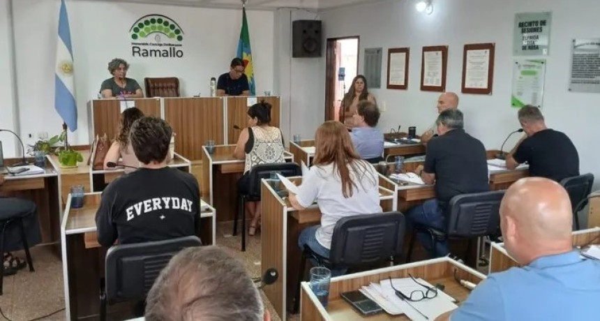 Reclaman mantenimiento de desag&uuml;es en P&eacute;rez Mill&aacute;n en una sesi&oacute;n marcada por proyectos econ&oacute;micos y sanitarios