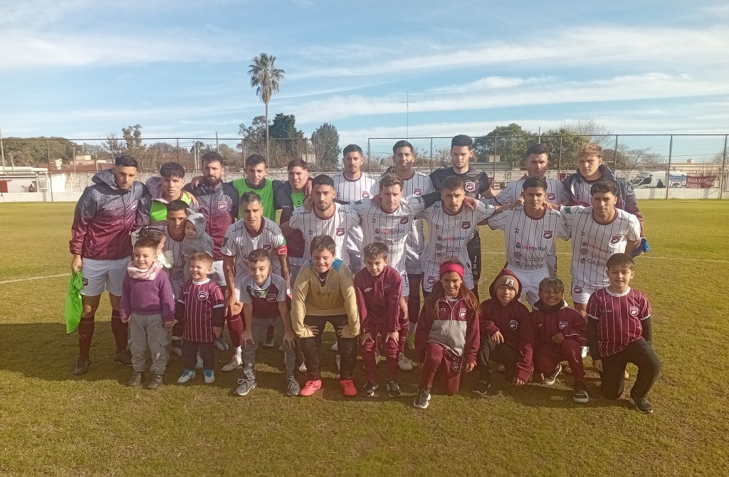 Federal A: Defensores no pudo con la eficacia de Sportivo y se complicó