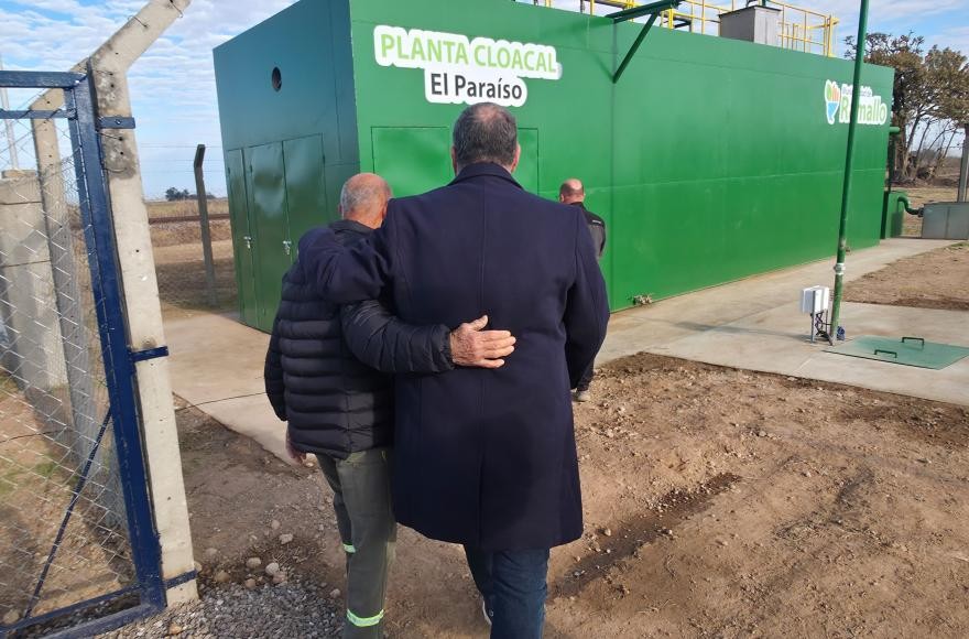 Obras públicas, política y deuda social: lo que deja la inauguración de la planta cloacal en El Paraíso