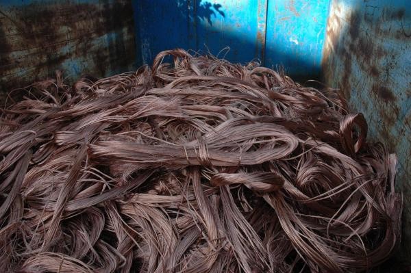 La policía recuperó 50 kilos de cables de cobre