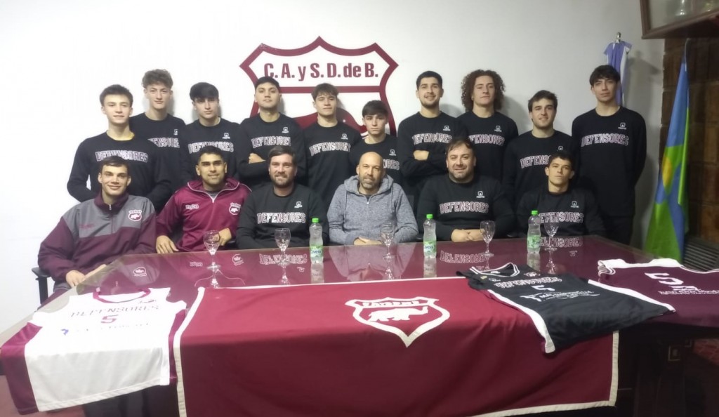 Básquet: Defensores realizó la presentación del plantel que disputará el Pre Federal.