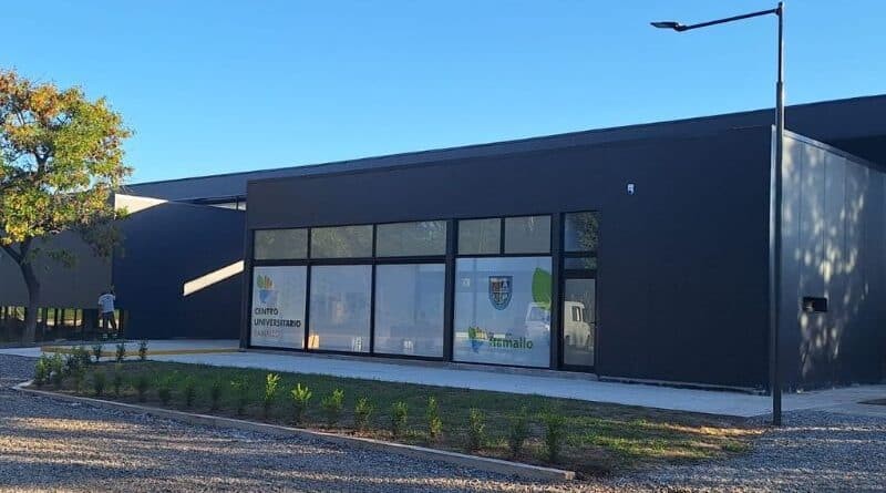 Ramallo estrena aulas tecnológicas y apuesta por un futuro educativo y cultural