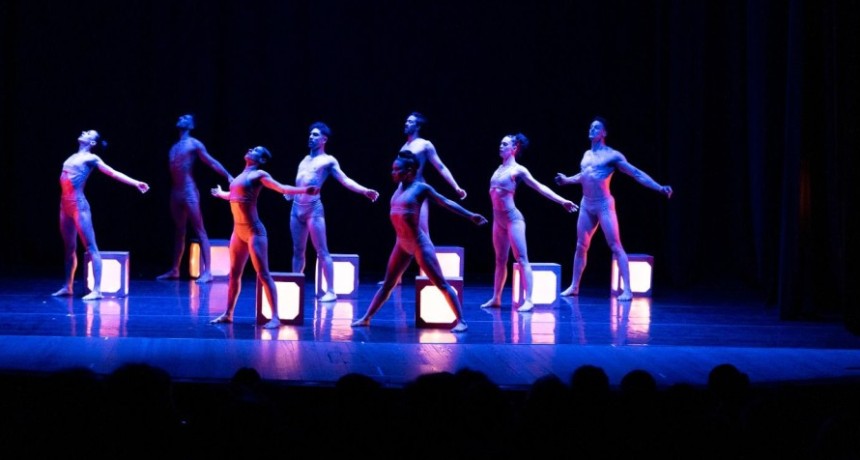 Cultura Ternium volvi&oacute; a colmar el Teatro y cerr&oacute; con una ovaci&oacute;n de pie