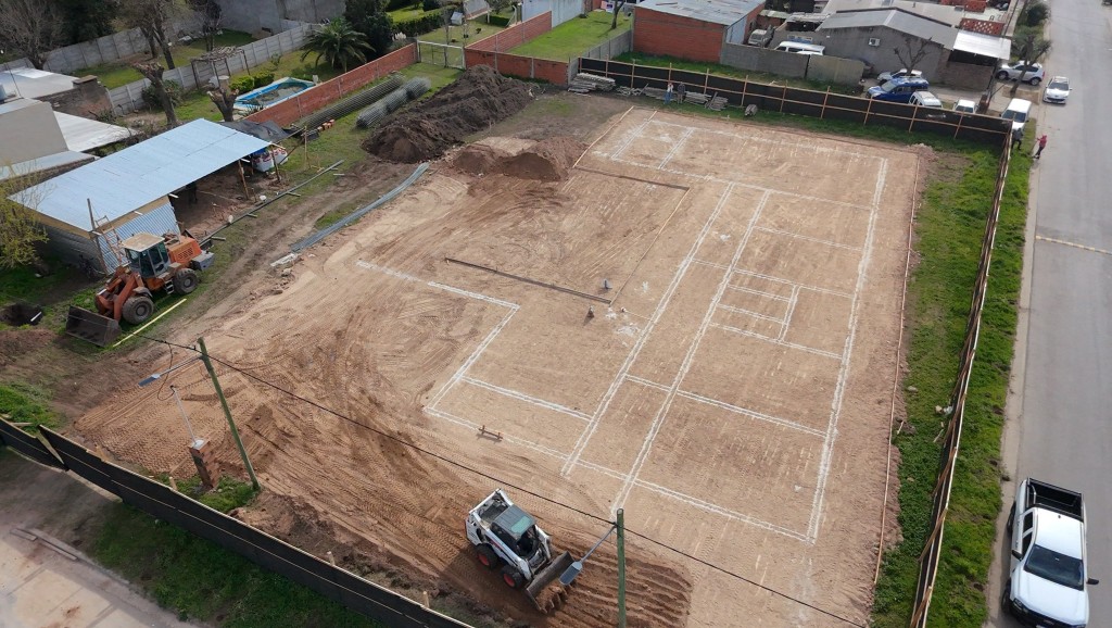 Villa Ramallo comenz&oacute; a escribir una nueva p&aacute;gina educativa: arranc&oacute; la obra de la Escuela Secundaria N&deg; 4 &ldquo;Hebe Noem&iacute; B&aacute;ez&rdquo;