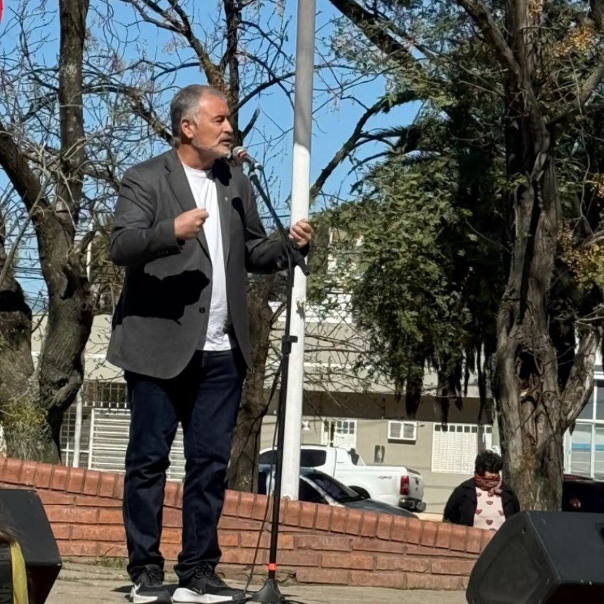 Poletti: &ldquo;Seguramente ninguno de nosotros estar&iacute;a ac&aacute; porque somos todos descendientes de inmigrantes&rdquo;