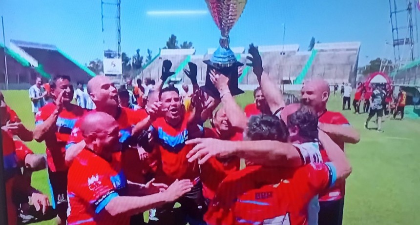 Ramallo Campe&oacute;n Sudamericano Senior en Salta