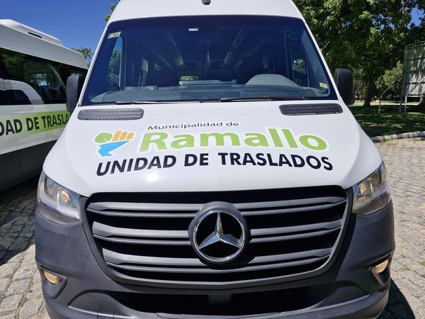 LA MUNICIPALIDAD DE RAMALLO INCORPORÓ UNA NUEVA TRAFFIC PARA TRASLADOS DE PASAJEROS