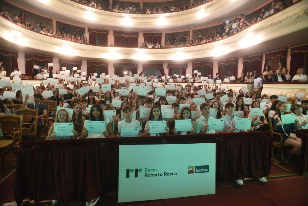 Ternium anunció los ganadores de las Becas Roberto Rocca en San Nicolás y Ramallo