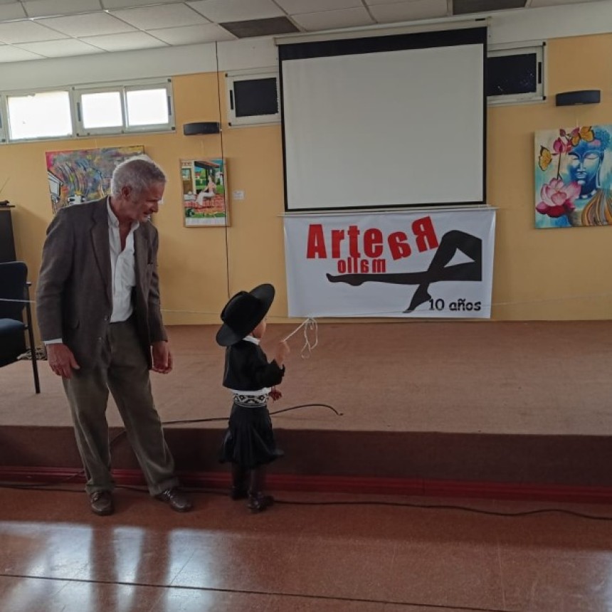 De la medicina al arte: Alberto Pienovi, el alma de ArteaR, y una d&eacute;cada de cultura en Ramallo