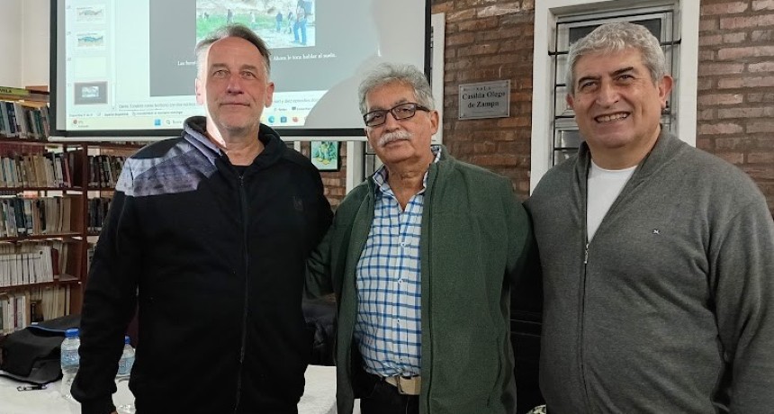 La Guerra del Paran&aacute;, bajo la lupa de la arqueolog&iacute;a: una sala atenta escuch&oacute; a Mariano Ramos sobre Vuelta de Obligado y El Tonelero
