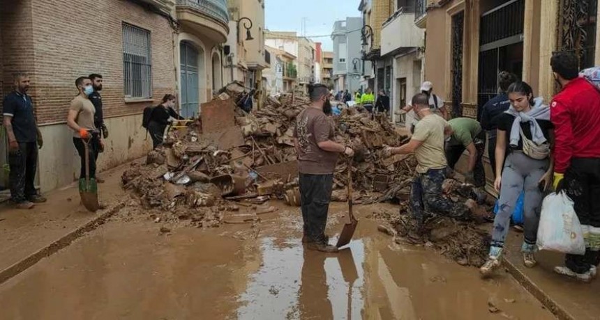 Valencia, una herida abierta: Vecina ramallense relató el drama de las inundaciones