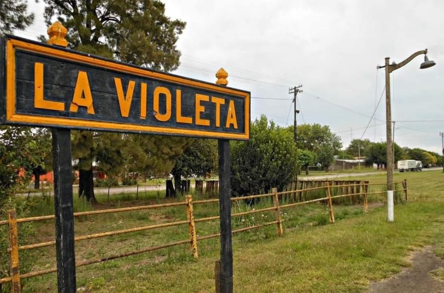 “Cuando el pueblo se mueve, todo cambia”: La Violeta celebra y avanza