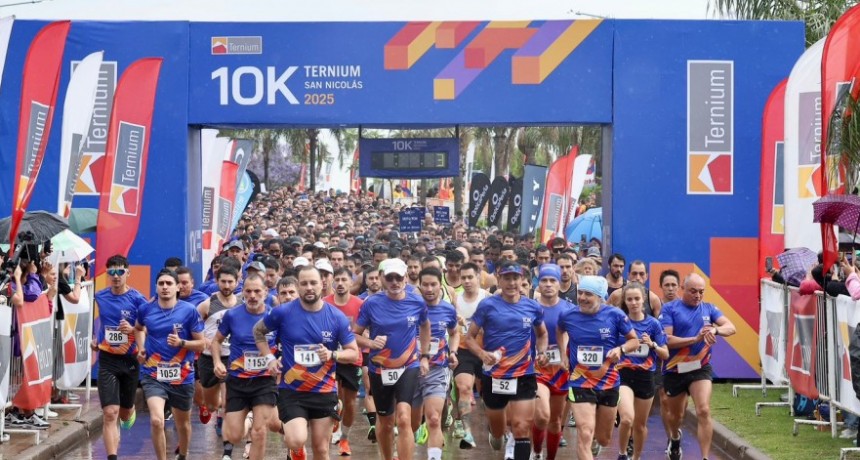 La Maratón 10K Ternium brilló bajo la lluvia en San Nicolás