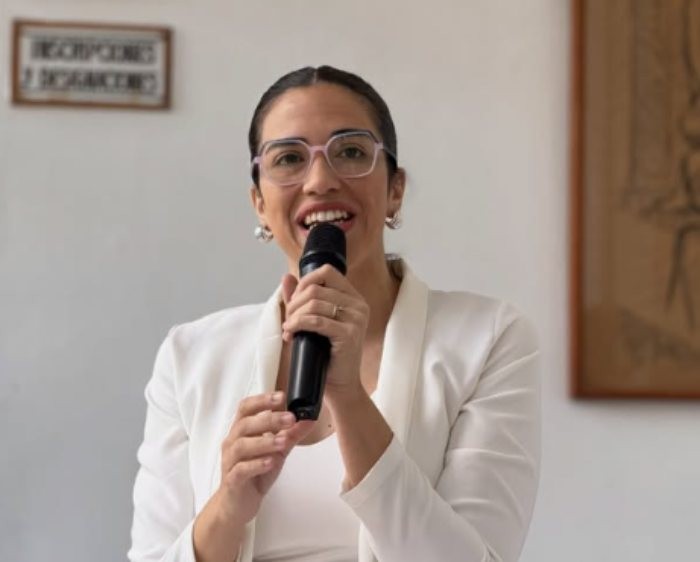 Laura Castro asumió la presidencia del Consejo Escolar y el oficialismo quedó con mayoría absoluta